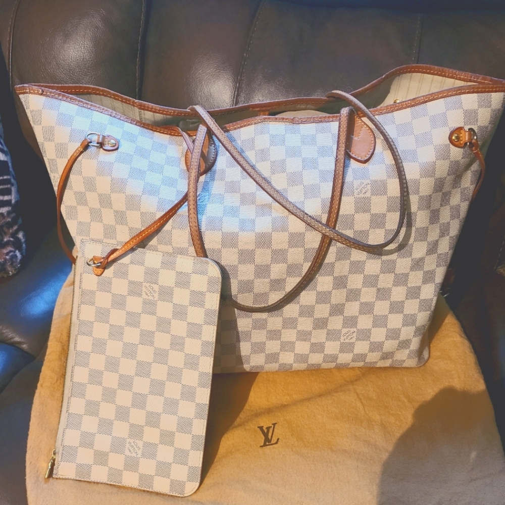 SOLD SOLD SOLD SOLD Louis vuitton Daimer Azzure Neverfull GM W/Pouch/Dust Bag.